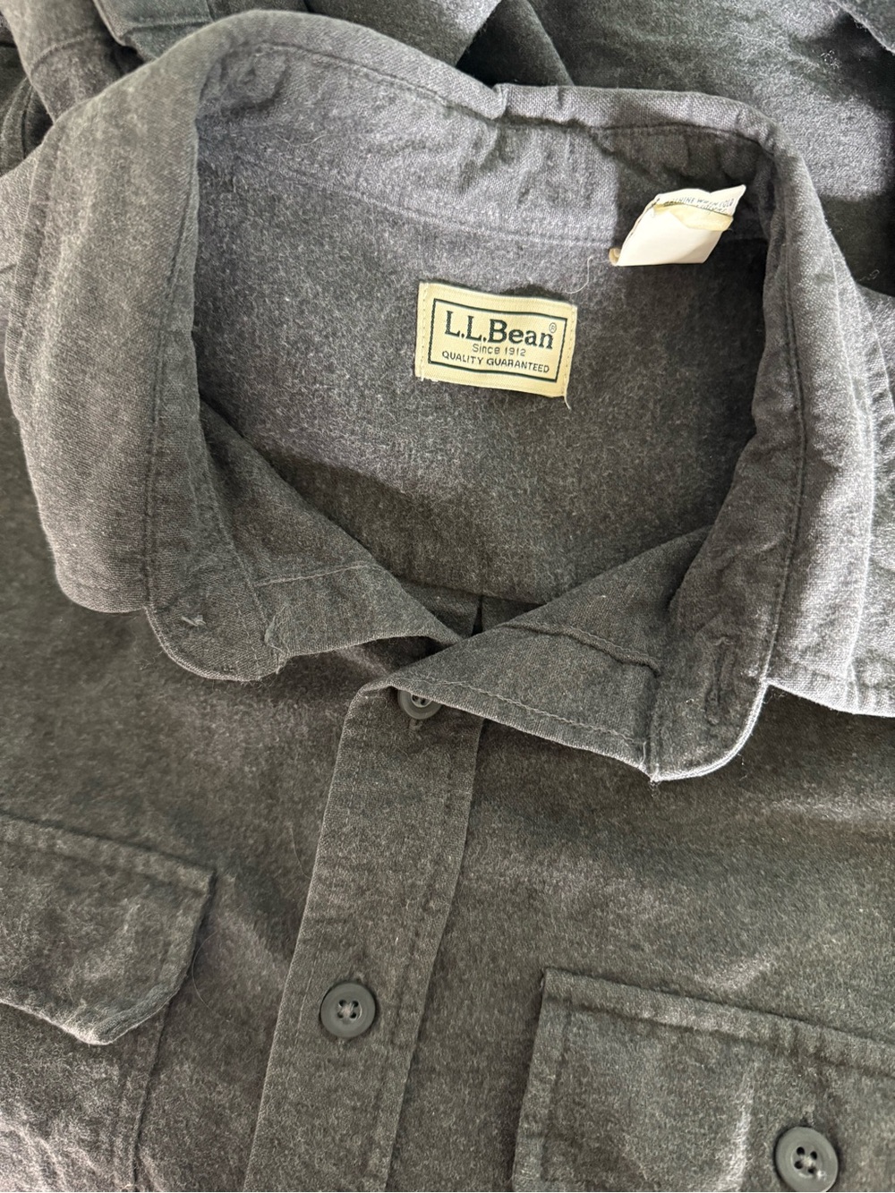 LL Bean Men’s Dark Grey Full Button Chamois Shirt Size Large Tall